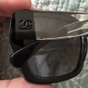 Authentic Chanel Sunglasses Polarized Model 5263 $670 CHANEL | Accessories | Authentic Chanel Sunglasses Polarized  main image 3